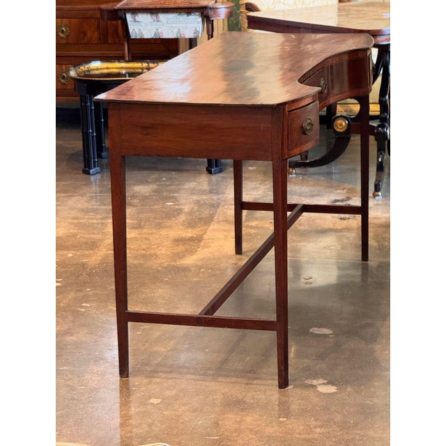 19th Century 19th Century English Mahogany Server With Concave Center and Three Drawers For Sale - Image 5 of 7