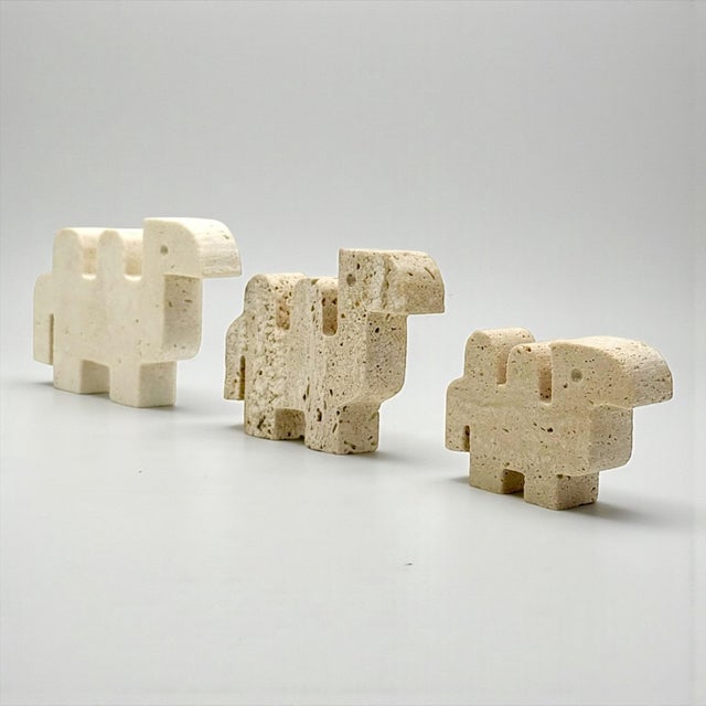 Italian Travertine Camel Sculptures, 1960s, Set of 3 For Sale - Image 11 of 13
