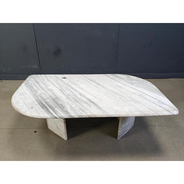 Vintage White Marble Coffee Table, 1970s For Sale - Image 10 of 12