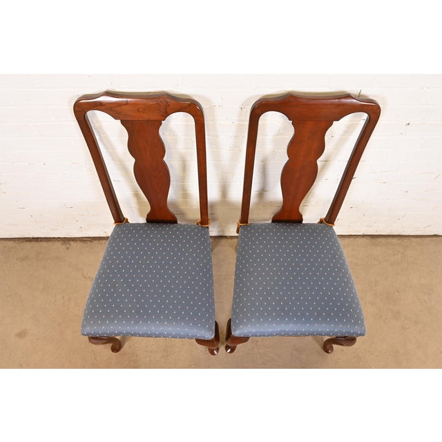 Late 20th Century Harden Furniture Queen Anne Solid Cherry Wood Side Chairs or Dining Chairs, Pair For Sale - Image 5 of 11