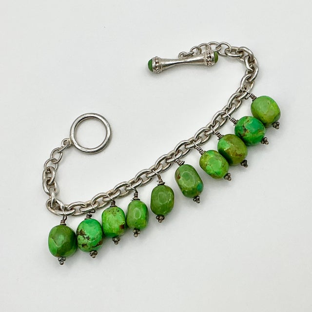 1980s Vintage Southwestern Navajo Americana Carico Lake Sterling & Green Turquoise Beaded Bracelet - 7" For Sale - Image 12 of 12