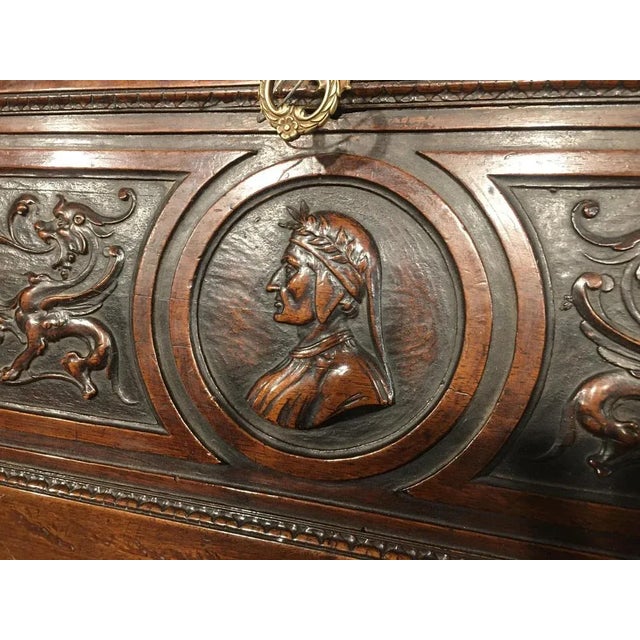 Italian Wooden Desk, 1820s For Sale - Image 5 of 11