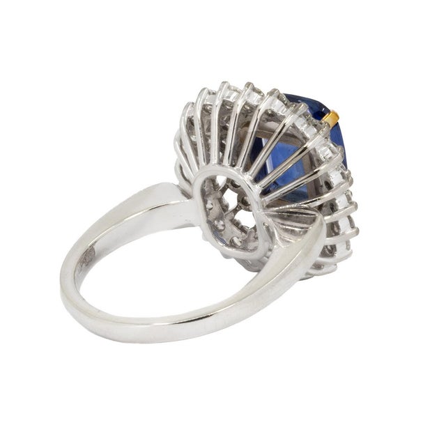 Late 20th Century Royal Blue Sapphire Ring, Size 5 For Sale - Image 4 of 4