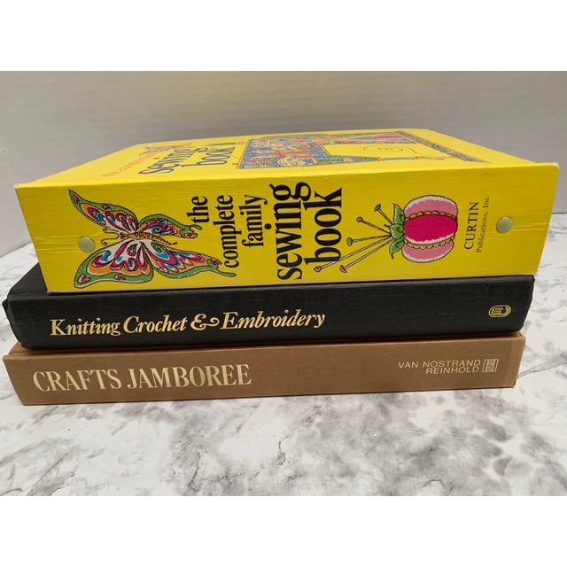 Midcentury 1970s Decor Sewing & Craft Books, Set of Three For Sale In Sacramento - Image 6 of 12