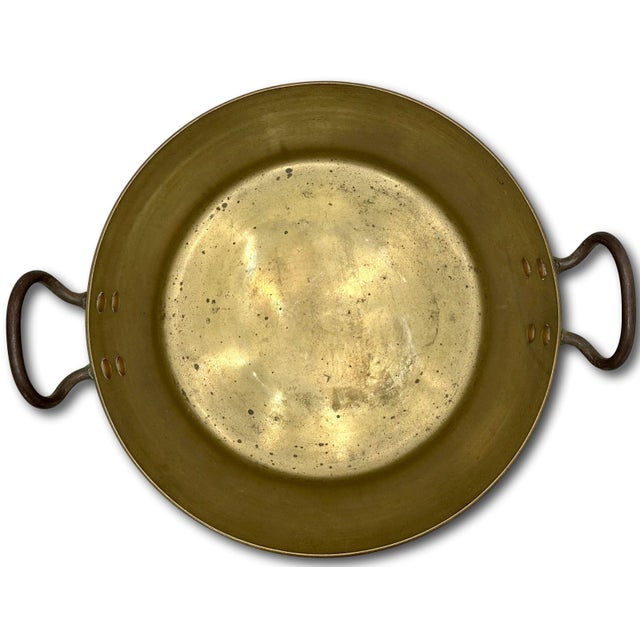 Very Large Mid 1800s Antique Heavy Brass & Hand Wrought Iron Hearth or Stove Top Cooking Pot 18 Inches Long! For Sale - Image 12 of 18