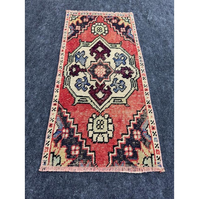 Turkish Yastik Rug 1'4" x 2'10" For Sale - Image 4 of 5