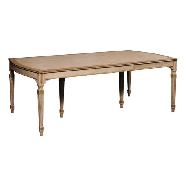 American Dining Room Table with Fluted Legs For Sale