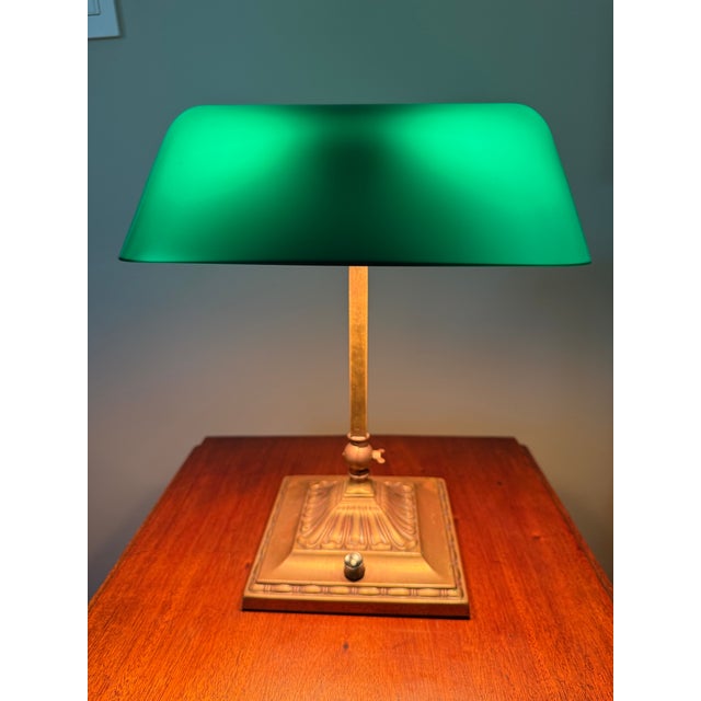 Rare antique Emeralite desk lamp circa 1930, by McFaddin & Co. New York, with no pull chains, but instead an easy turn...