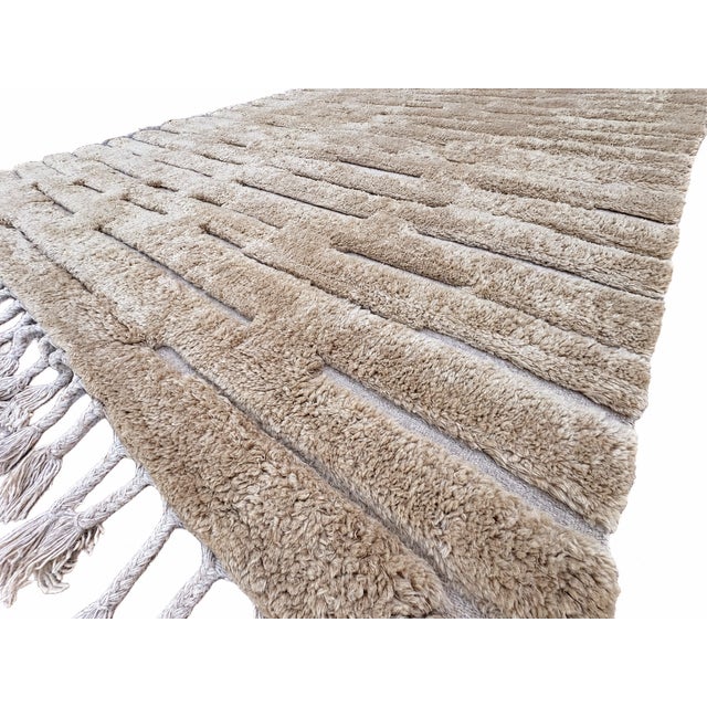 Restoration Hardware Rh Morro Wool Rug – 9' X 12' Wheat | Hand-Knotted New Zealand Wool For Sale - Image 4 of 18