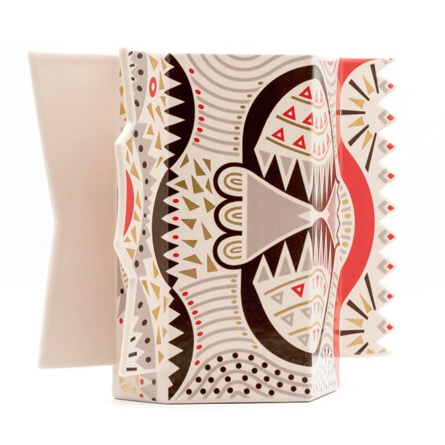 Postmodern Atelier Prototype Vase by Laura Fiume for Rosenthal, 1990 For Sale - Image 3 of 14