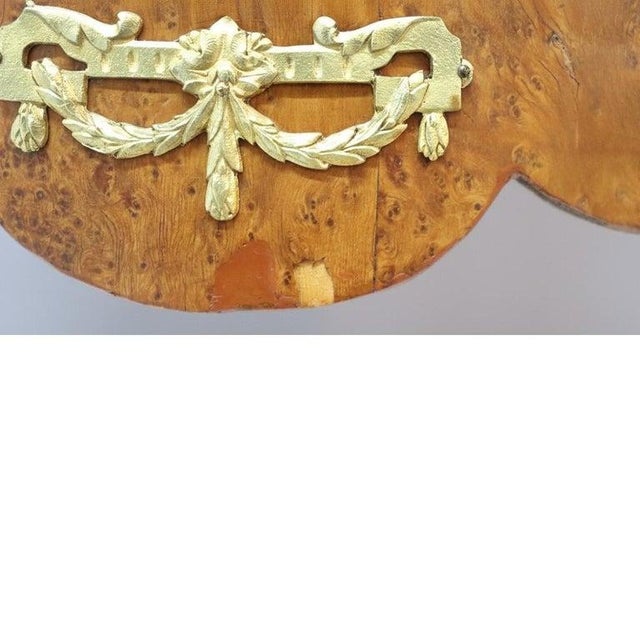French Louis XV Style Burl, Satinwood & Ormolu Specimen Top Stand Circa 1930 For Sale - Image 15 of 15