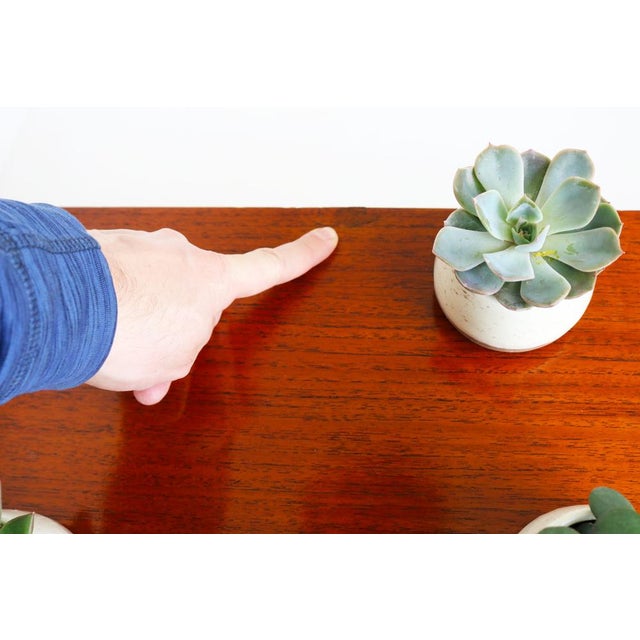 1950s Model 123 Floating Sideboard in Seagrass and Teak by Florence Knoll for Knoll, 1960s For Sale - Image 5 of 18