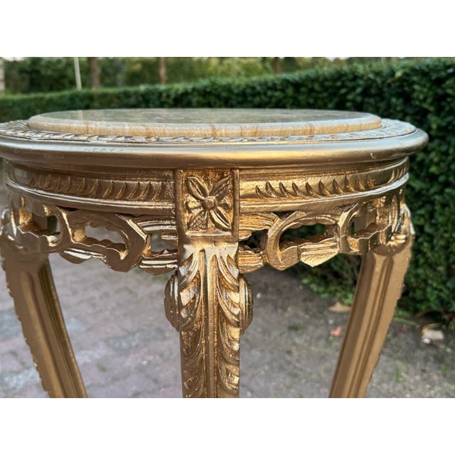 1970s 1970s French Louis XVI Gold Beech Marble Side Table For Sale - Image 5 of 10