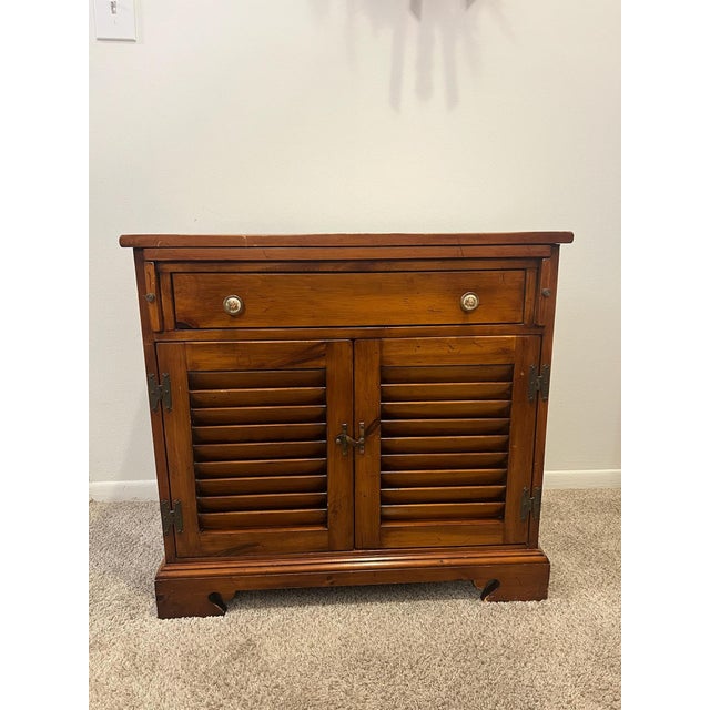 Chocolate 1950s Mid-Century Solid Pine Credenza + Matching Louvered Cabinet — Furniture Craftsmen, Grand Rapids MI For Sale - Image 8 of 12