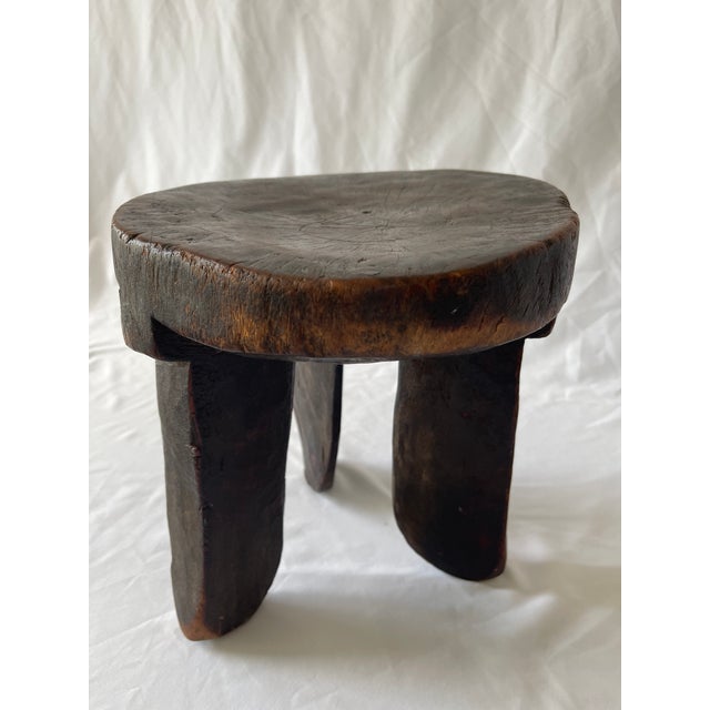 African Early 20th Century African Oromo Hardwood Tripod Leg Stool For Sale - Image 3 of 6