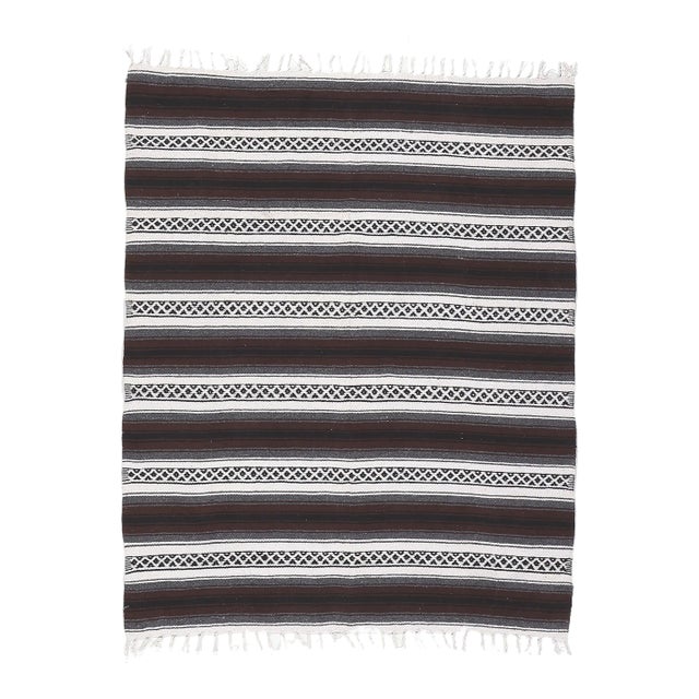 Vintage Striped Indian Kilim Rug - 04'09 X 05'11 For Sale