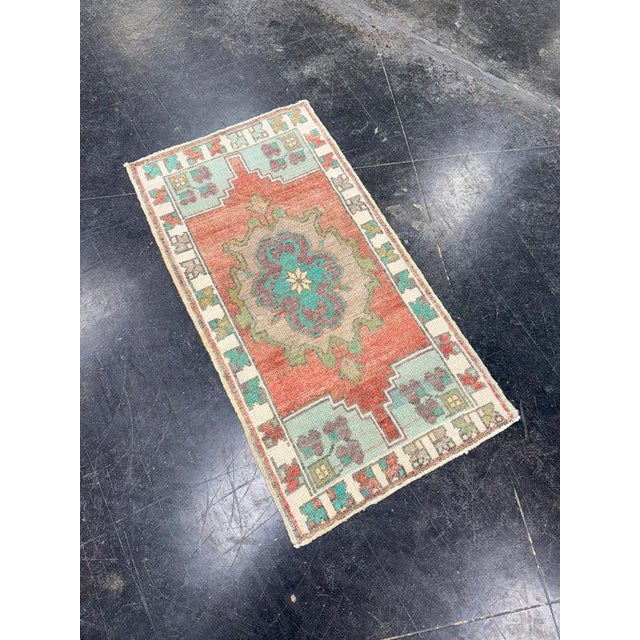 Turkish Mini Rug Oriental Hand Knotted Vintage Rug 1'7" x 2'11" #17891 For Sale In Houston - Image 6 of 8