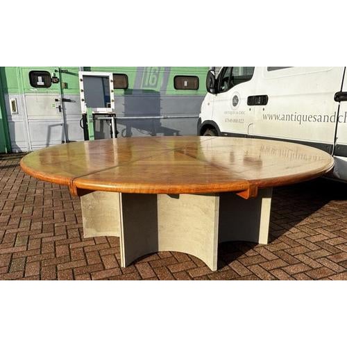 Mid-Century Modern Dining Table in Walnut For Sale - Image 13 of 18