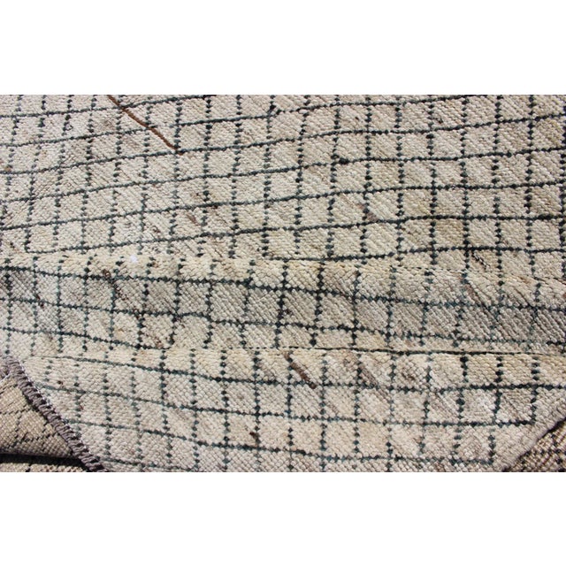 Keivan Woven Arts All-Over Modern Rug Subdued Design in Muted Tones For Sale - Image 12 of 12