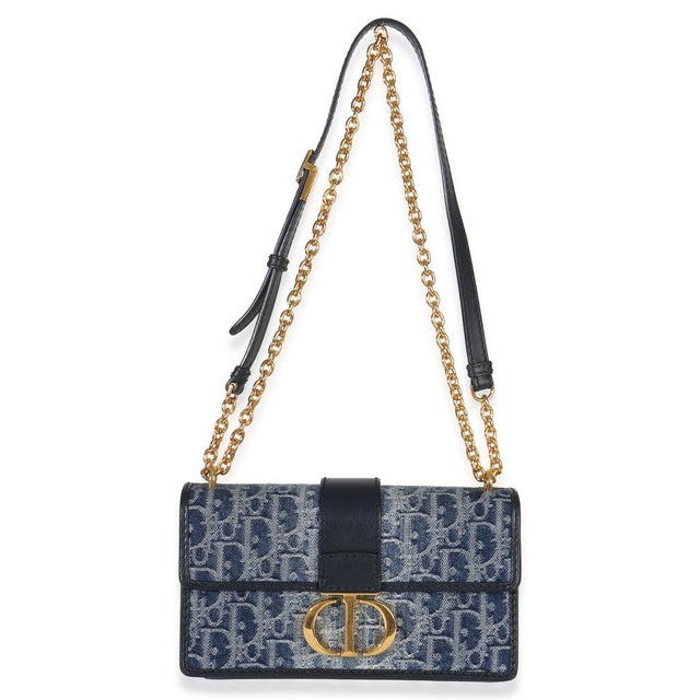Blue Denim Oblique 30 Montaigne East West Chain Bag For Sale - Image 9 of 10