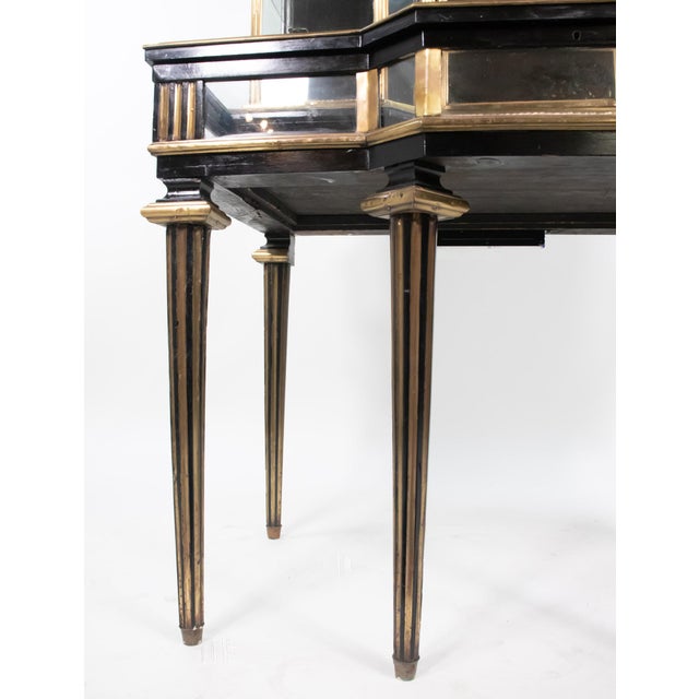 19th Century Napoleon III Black Lacquer and Brass Display Cabinet For Sale - Image 10 of 12