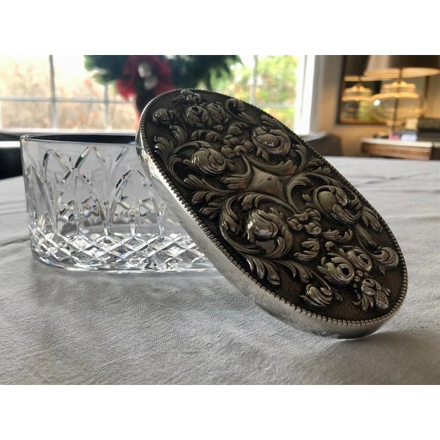 1970s Atlantis Cut Crystal Box With Topazio Silverplate Repoussé Lid For Sale - Image 6 of 10