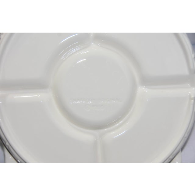 White 1980s Shafford Christmas Holly Serving Dish Divided Tray & Spreaders For Sale - Image 8 of 9
