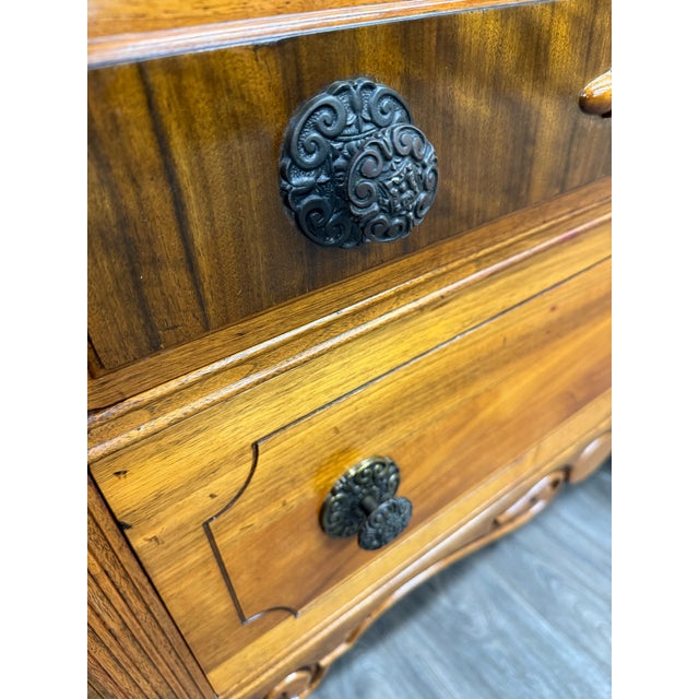 Vintage American Jacobean Tudor Revival Walnut Buffet Sideboard Server For Sale In Kansas City - Image 6 of 16