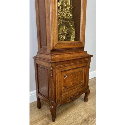 Vintage Grandfather Clock in Oak For Sale - Image 5 of 15