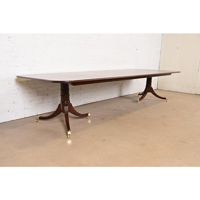 Baker Furniture Company Baker Furniture Stately Homes Georgian Banded Mahogany Double Pedestal Extension Dining Table, Newly Refinished For Sale - Image 4 of 14