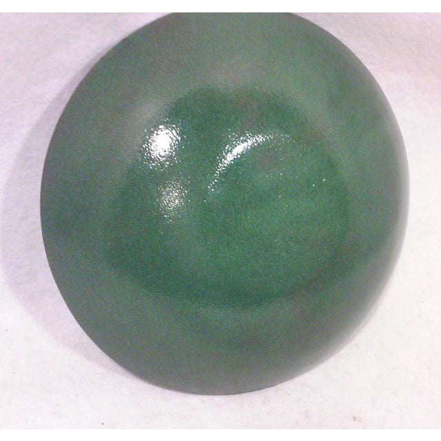 1960s Mid-Century Enameled Bowl Decorative Blue Pink on Brass For Sale - Image 5 of 5