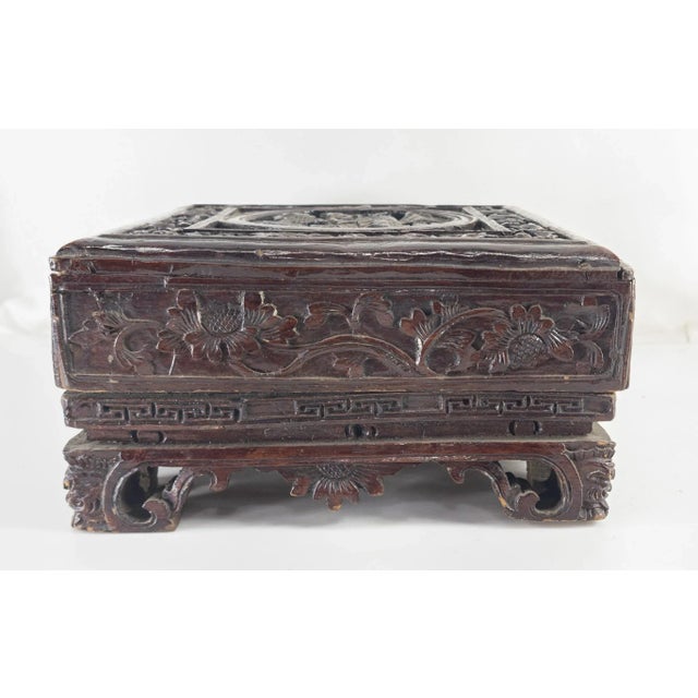 Chinoiserie 20th Century Chinese Chinoiserie Carved Openwork Reddish Brown Wood Box For Sale - Image 3 of 11