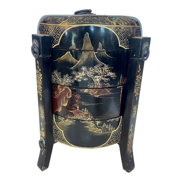 Qing Dynasty Chinese Black and Gold Lacquer Multi-Tiered Wedding Box For Sale