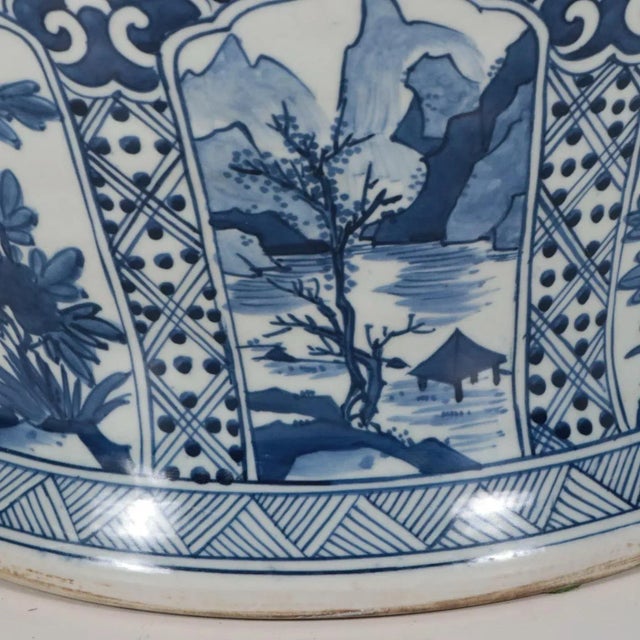 Large 20th Century Guangxu Chinese Export Porcelain Blue & White Ginger Jar Vase and Cover For Sale In New York - Image 6 of 12