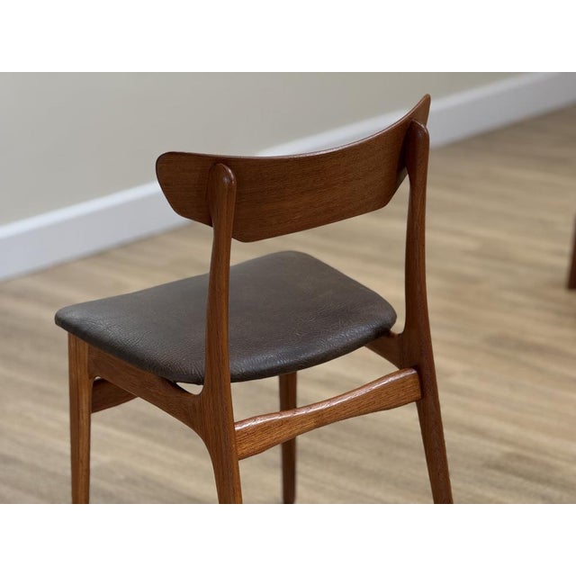 Elevate your dining space with this exquisite set of six authentic Danish Mid-Century Modern dining chairs, designed by...