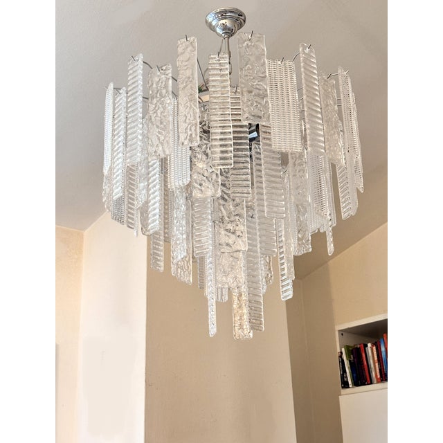 2020s Contemporary Strips “Listelli” Murano Glass Chandelier by Simoeng For Sale - Image 5 of 8