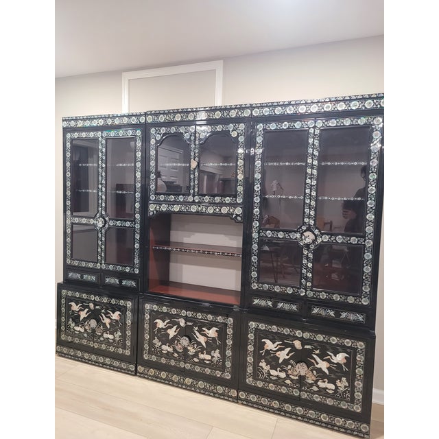 1970s Vintage Korean 3-Piece Mother-of-Pearl Display Cabinet Wall Unit For Sale - Image 5 of 15
