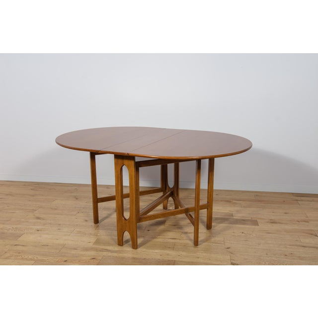 Mid-Century Modern Round Drop Leaf Dining Table from Jentique, United Kingdom, 1960s For Sale - Image 9 of 18