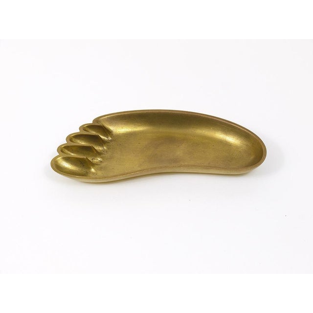 1950s Mid-Century Sculptural Foot Bowl in Brass from Hagenauer, Austria, 1950s For Sale - Image 5 of 18