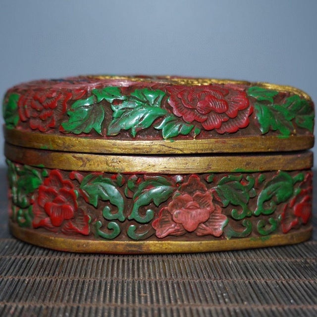 Chinese Vintage Chinese Carved Lacquer Heart Shaped Jewelry Box With Dragon Phoenix & Peony Relief For Sale - Image 3 of 9