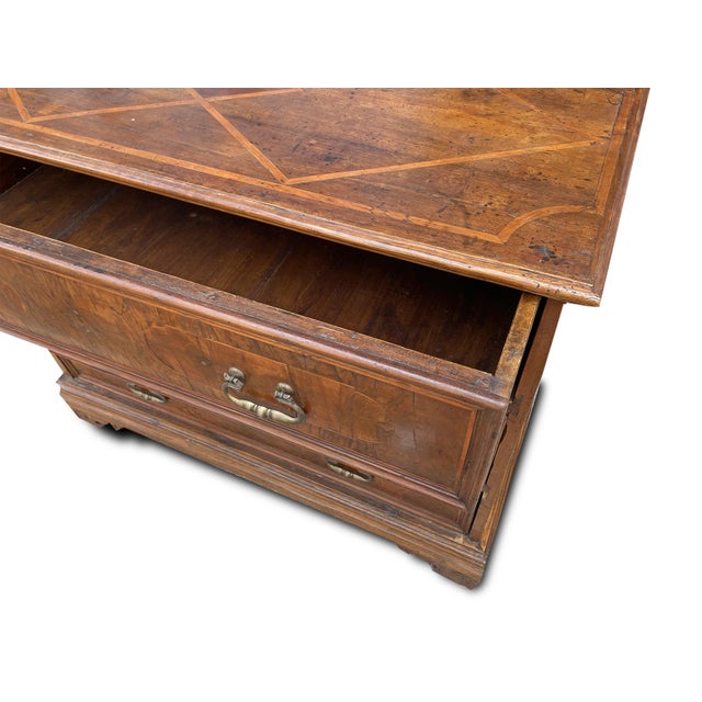 Northern Italian Walnut Chest of Drawers, 1700s For Sale - Image 4 of 13