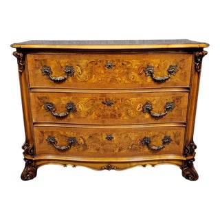 Italian Baroque Style Curved Chest of Drawers in Burl Marquetry, Early 20th Century For Sale