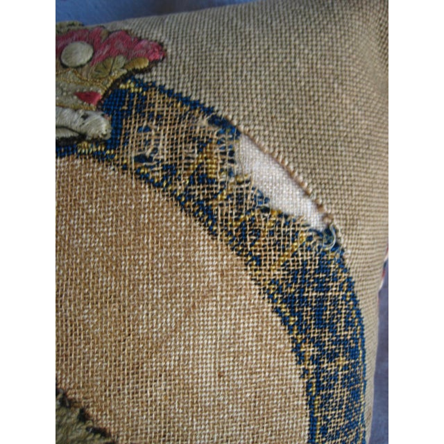 Pillow With Coat of Arms of Marquesses of Westminster 18 Century For Sale - Image 6 of 10