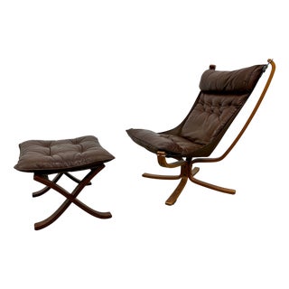 Set of Leather Falcon Sling Chair and Ottoman by Sigurd Ressell for Vatne Møbler, 1970s For Sale