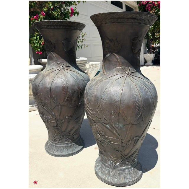 Bronze Monumental Pair Japanese Meiji Bronze Floor Vases Koi Fish, Lotus Flowers & Lily Pads... For Sale - Image 8 of 18