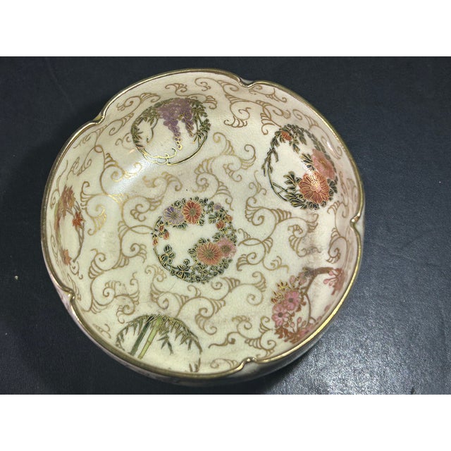 Antique Japanese Meiji Satsuma Lobed Bowl - Signed Kozan (Mitsuyama For Sale - Image 9 of 9