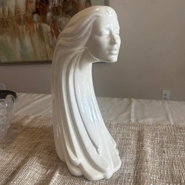 Postmodern Sculpture -- 1980s Postmodern Vintage Ceramic Woman’s Face Sculpture With Flowing Hair – Striking Feminine Form For Sale - Image 3 of 8