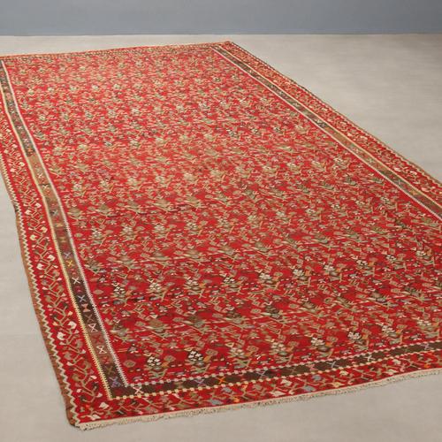 Red Turkish Kilim Rug in Wool For Sale - Image 8 of 8