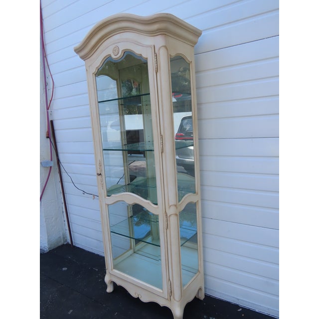 Late 20th Century Ethan Allen French Tall Narrow Painted Curio China Display Cabinet Vitrine 6888 For Sale - Image 5 of 16