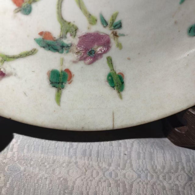 Qianlong Dynasty Four Seasons Floral Porcelain Plate For Sale - Image 4 of 5